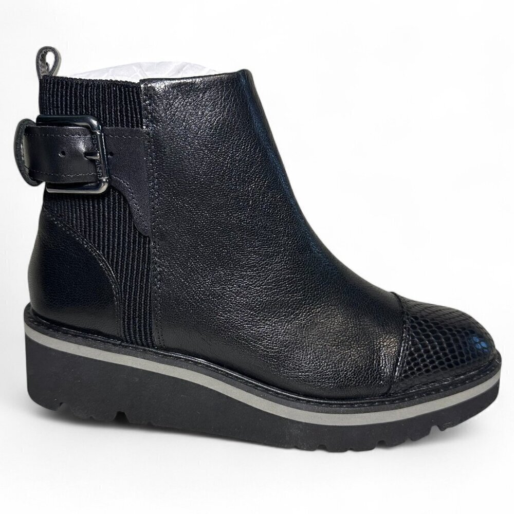 Donald Pliner Tinsley Snake Print Toe Wedge Booties NWOT 7.5